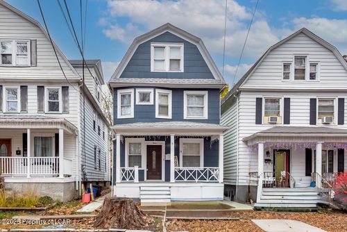 3 Stark St, Wilkes Barre, PA, 18702-3409 | Card Image