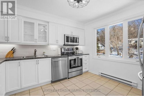 6-194-A Edwards St, Rockland, ON, K4K1H8 | Card Image