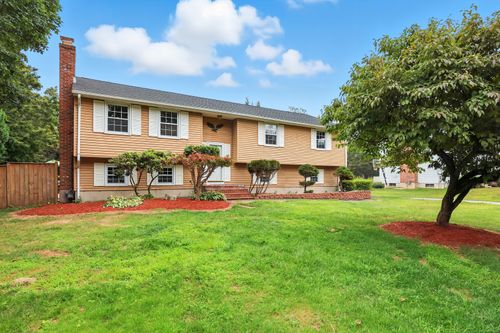 30 Westview Ter, Unionville, CT, 06085-1452 | Card Image