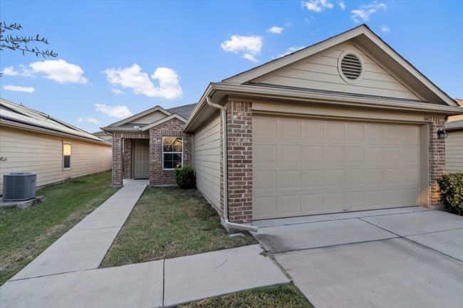 14412 Callan Ct, House other with 3 bedrooms, 2 bathrooms and 4 parking in Manor TX | Image 17