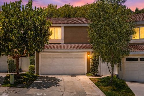 22 La Costa Ct, Laguna Beach, CA, 92651-4401 | Card Image