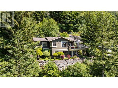 300 Ocean Pl, West Vancouver, BC, V7W | Card Image