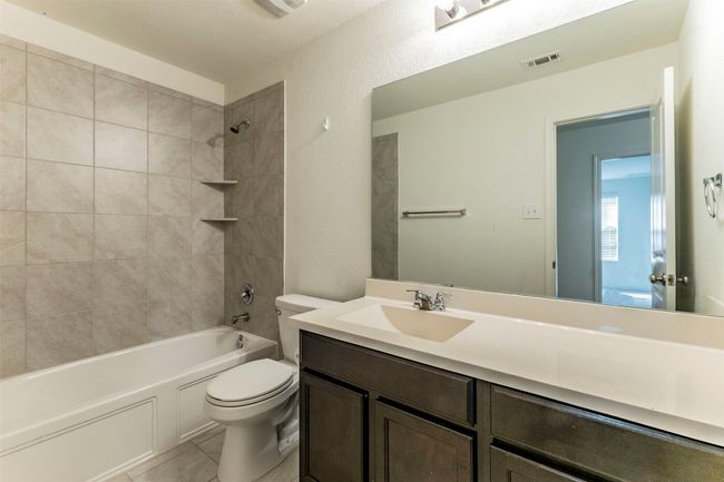 Bathroom | Image 20