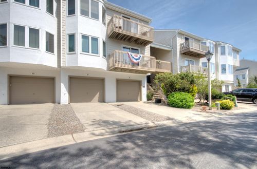 27 Seaside Rd, Brigantine, NJ, 08203-1113 | Card Image
