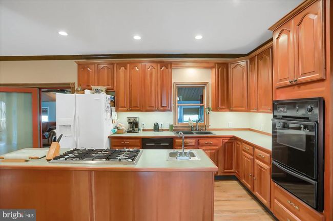 8812 S Susquehanna Trl, House other with 4 bedrooms, 3 bathrooms and null parking in Port Trevorton PA | Image 14