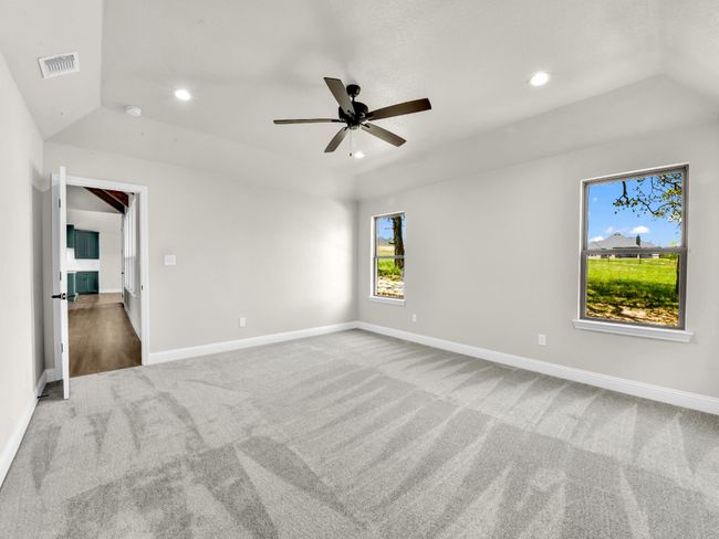 10008 Valley Oak Ct, House other with 4 bedrooms, 2 bathrooms and null parking in Springtown TX | Image 13