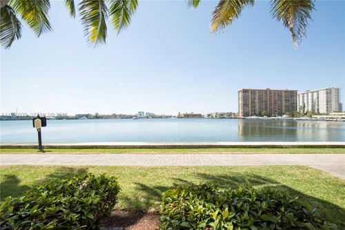 1107-17100 N Bay Rd, Sunny Isles Beach, FL, 33160-3456 | Card Image