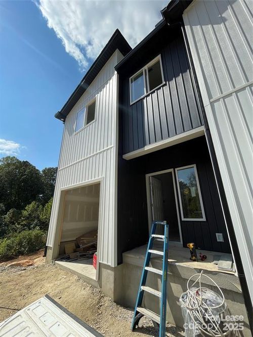 3987 Flat Rock Rd, Terrell, NC, 28682-9726 | Card Image