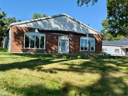 3 Dunham Dr, New Fairfield, CT, 06812-4055 | Card Image