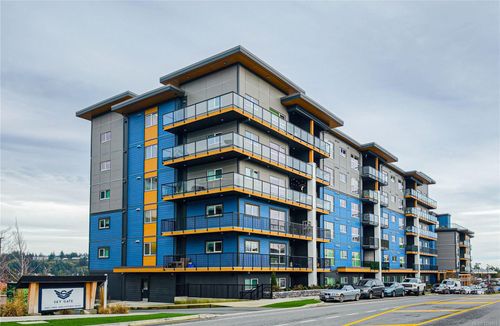 511-2465 Gateway Rd, Langford, BC, V9B6R1 | Card Image