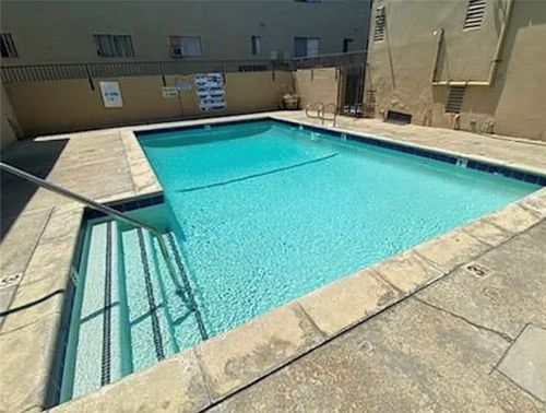 apt-9-7925 Vineland Ave, Sun Valley, CA, 91352-4479 | Card Image
