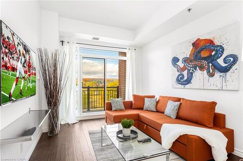 303-34 Plains Rd E, Burlington, ON, L7T0B9 | Card Image