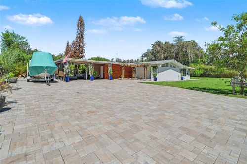 2207 Poinsettia Ln, DELAND, FL, 32724-3827 | Card Image