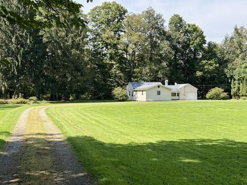 149 Sleepy Hollow Dr, Franklin, PA, 16323 | Card Image