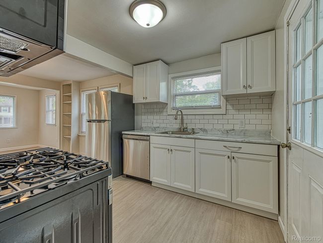 9-web-or-mls-3914 Grindley-055_7.jpg | Image 8