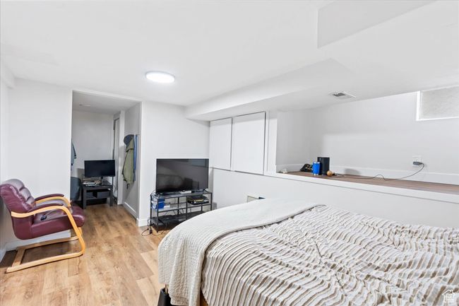 1870 E 3900 S, House other with 4 bedrooms, 3 bathrooms and 2 parking in Holladay UT | Image 35