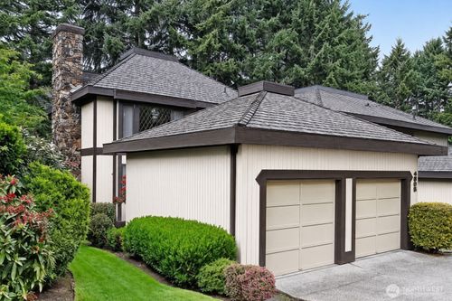 4605 170th Pl Ne, Redmond, WA, 98052-5609 | Card Image