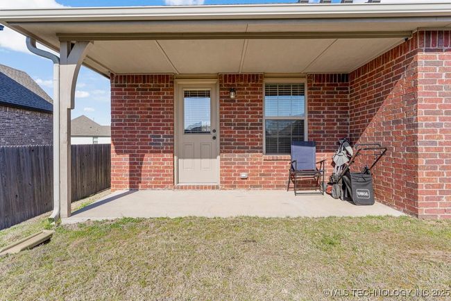 20804 E 32 Nd Pl S, House other with 3 bedrooms, 2 bathrooms and null parking in Broken Arrow OK | Image 26