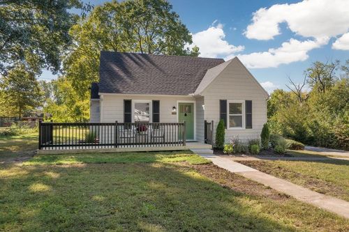1105 Ne Maple Dr, Kansas City, MO, 64118-4848 | Card Image