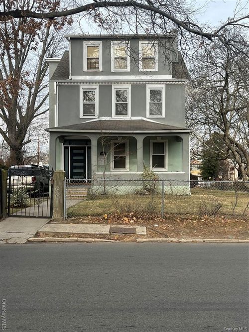 2-149 W Kingsbridge Rd, Mount Vernon, NY, 10550-4823 | Card Image