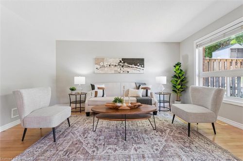 158 Kemp Cres, Guelph, ON, N1E0K1 | Card Image