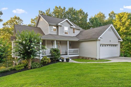 9545 Vernon Hill Dr, Ooltewah, TN, 37363-5861 | Card Image
