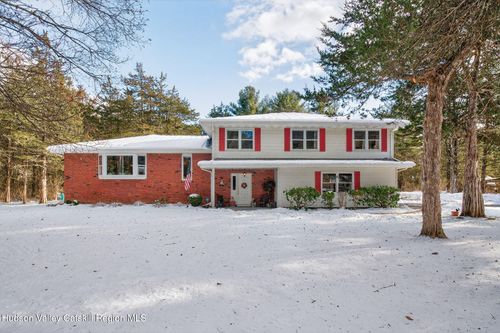 15 Royal Oak Rd, Stone Ridge, NY, 12484-5721 | Card Image