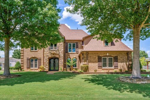 620 Ridge Springs Rd, Collierville, TN, 38017-8526 | Card Image