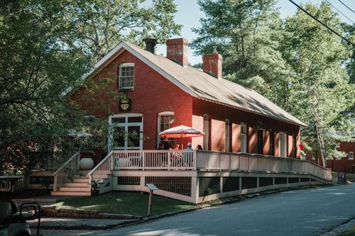 255 Diamond Avenue, Portland, ME, 04109 | Card Image