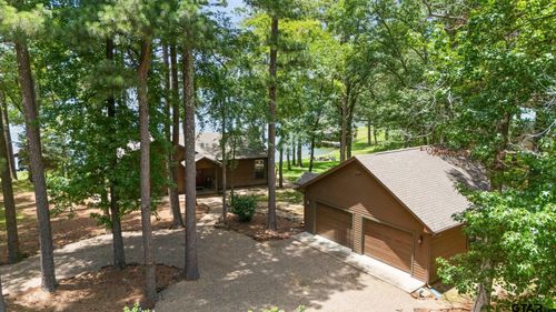 400 Windy Point Dr, Mt Vernon, TX, 75457-7957 | Card Image