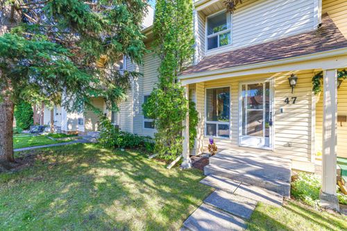 47 Woodhill Court Sw, Calgary, AB, T2W3P1 | Card Image