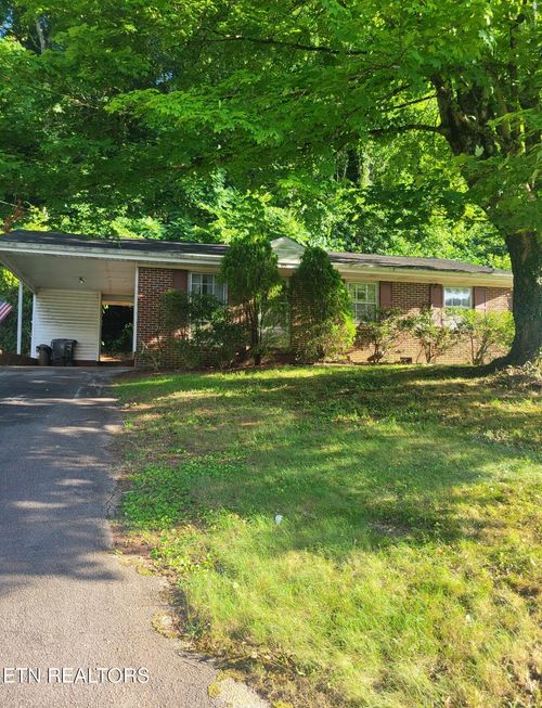 2318 Sylvania Ave, Knoxville, TN, 37920-3604 | Card Image