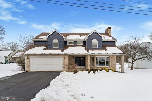 527 Ravine St, LANGHORNE, PA, 19047-3139 | Card Image