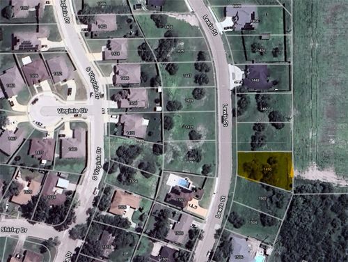 1490 Lewis St, Kingsville, TX, 78363-2014 | Card Image