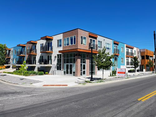 1326 S 500 E, Salt Lake City, UT, 84105-2087 | Card Image