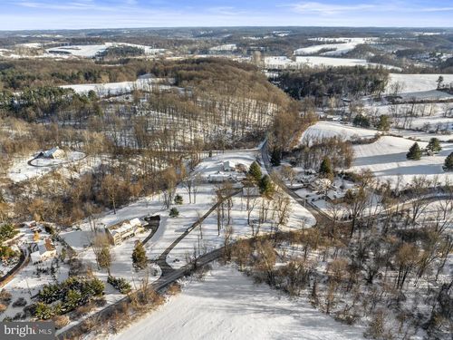 1009 Stargazers Rd, COATESVILLE, PA, 19320-4841 | Card Image