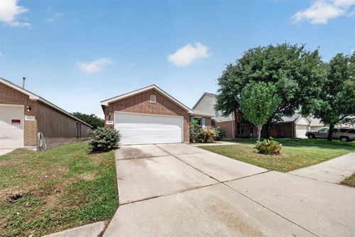 1318 Hawks Nest Dr, Houston, TX, 77067-3965 | Card Image