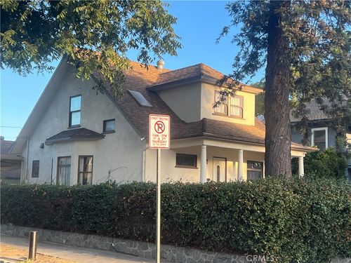 807 N Gibbs St, Pomona, CA, 91767-4621 | Card Image