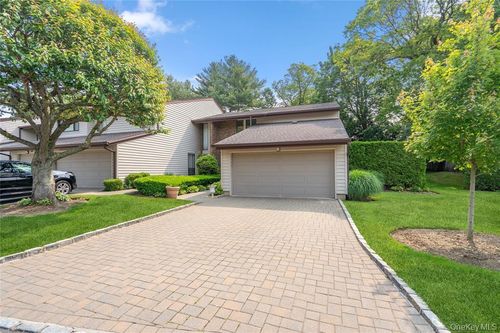 55 Maple Run Dr, Jericho, NY, 11753-2841 | Card Image