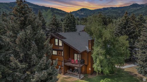 apt-b5-2025 Canyons Resort Dr, Park City, UT, 84098-6545 | Card Image
