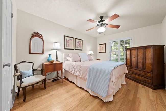 Bedroom with walk-in closet | Image 31