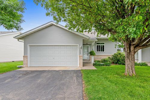 1533 Dublin Ct, Shakopee, MN, 55379-4439 | Card Image