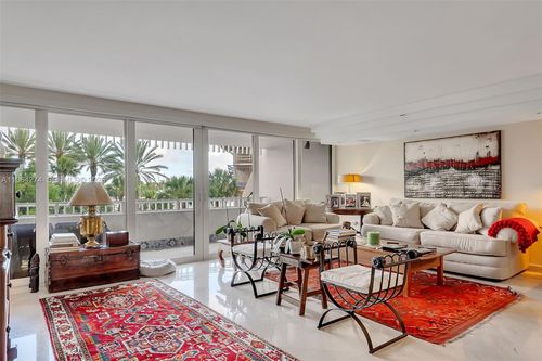 apt-c208-3 Grove Isle Dr, Miami, FL, 33133-4109 | Card Image