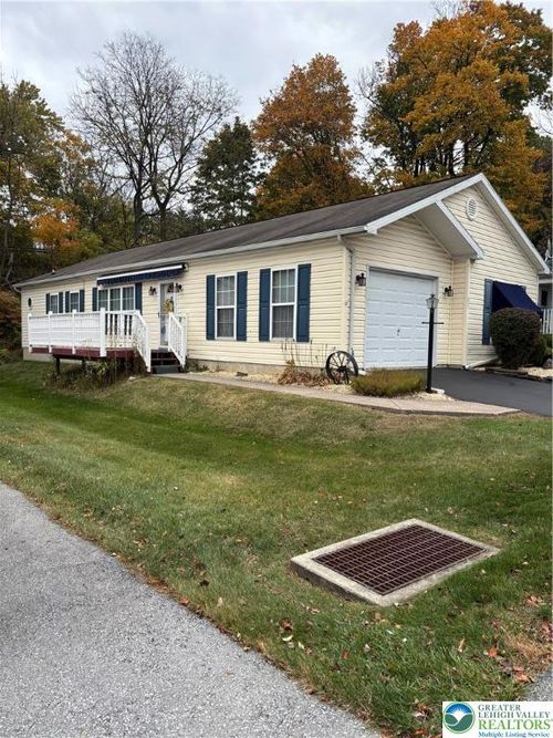 21 Abbey Rd, Forks Twp, PA, 18040-8364 | Card Image