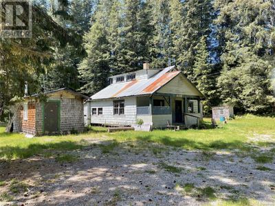 7303 Pacheena Rd, House other with 3 bedrooms, 1 bathrooms and 10 parking in Capital Regional District BC | Image 1