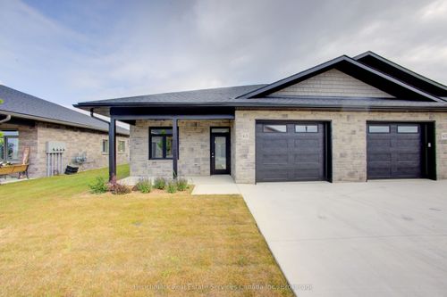 63 Cavalier Crescent, Huron-Kinloss, ON, N0G2R0 | Card Image