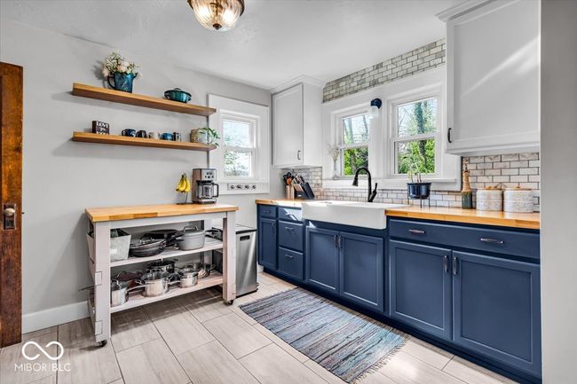 1917 W 58 Th St, House other with 3 bedrooms, 1 bathrooms and null parking in Indianapolis IN | Image 6