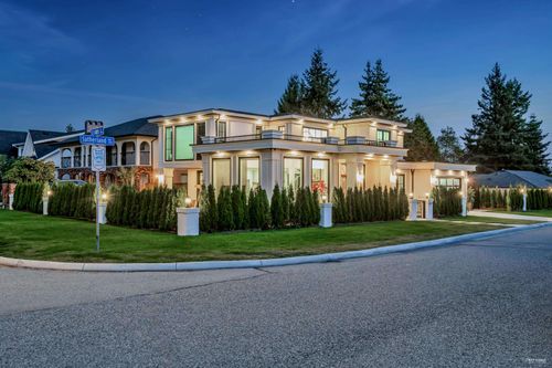 1390 Sutherland Ave, North Vancouver, BC, V7L4B2 | Card Image