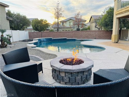 3213 Carefree Beauty Ave, North Las Vegas, NV, 89081-6472 | Card Image