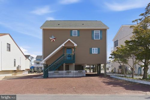1215 Niihau Dr, Forked River, NJ, 08731-4702 | Card Image